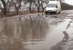 Жители юга Одесской области жалуются на ужасное состояние автодорог (ФОТО, ВИДЕО)