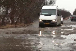 Жители юга Одесской области жалуются на ужасное состояние автодорог (ФОТО, ВИДЕО)