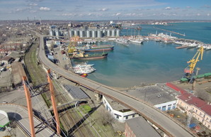 Углублять дно в порту Одессы будет фирма «СМД-Инвест» из Днепропетровской области