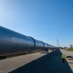 Во Франции достраивают тестовый участок «Hyperloop»