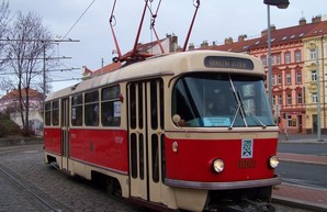 В Праге на маршрутах сегодня курсировал самый старый трамвай «Tatra T3» в мире