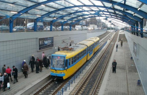В Киеве отремонтируют станцию скоростного трамвая «Гната Юры»