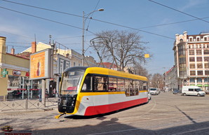 Одесский горсовет принял программу развития электротранспорта: 67 новых трамваев и 14 электробусов