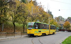 Во Львове показали трамвай «Электрон» в новой ливрее