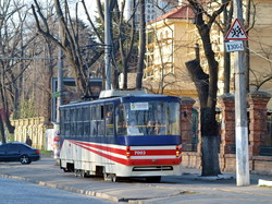 Фото дня: пять лет назад в Одессе запустили трамваи-челноки по Французскому бульвару