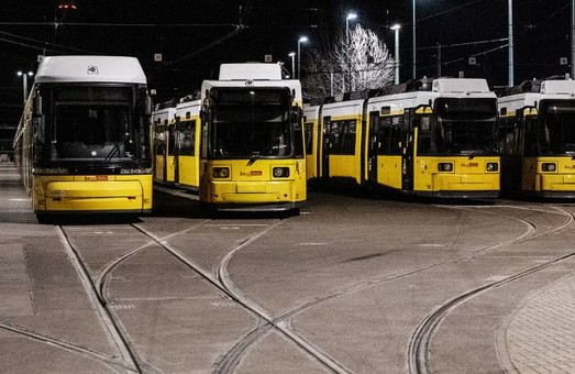Вчера в Берлине остановился почти весь общественный транспорт