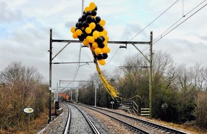 Все больше задержек поездов в Великобритании вызывают… воздушные шары