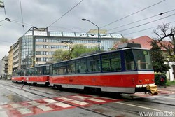 В Братиславе тестируют трамвайные «тройники»