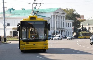 В Полтаве никак не могут принять решение о повышении стоимости проезда в городских автобусах