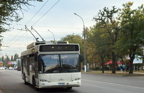 В Николаеве пять человек закончили курсы водителей троллейбуса