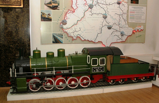 Музей истории Львовской железной дороги посетили студенты из Кракова