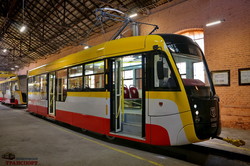 В Одессе изготовили второй новый трамвай "Одиссей" (ФОТО)