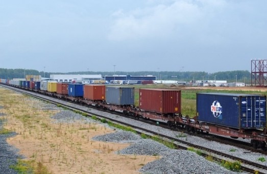Из Одессы запустят контейнерные поезда в Кишинев и Клайпеду