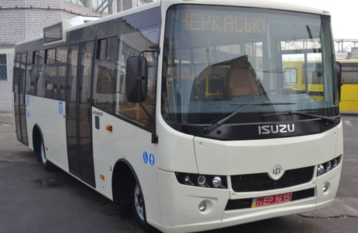 Полтава хочет взять в лизинг 12 автобусов «Атаман»