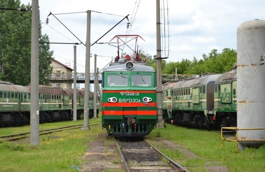 Львовский локомотиворемонтный завод капитально отремонтировал электровоз ВЛ11М