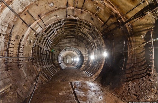 В Киеве идет строительство метро на Виноградарь