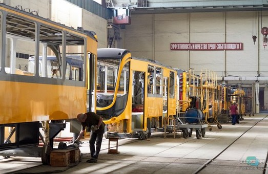 «Татра-Юг» утверждает, что может производить до 10 трамвайных вагонов в месяц