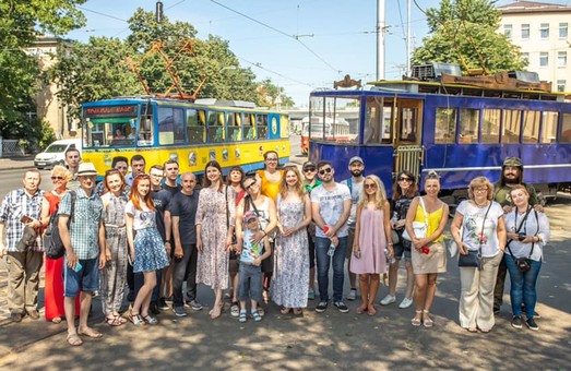В Киеве провели трамвайную экскурсию «От ретро до сегодня»