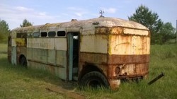 В Чернобыльской зоне нашли кузов раритетного для Украины троллейбуса МТБ-82