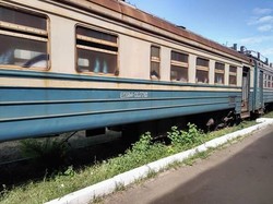 «Укрзализныця» в этом году сократила объемы ремонта электричек на Киевском электровагонноремонтном заводе