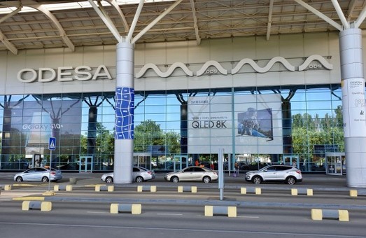 Вчера новый терминал Международного аэропорта Одессы обслужил первых пассажиров, которые вылетали из нашего города