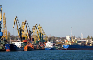 В порту Черноморска проведут очередной этап углубления дна