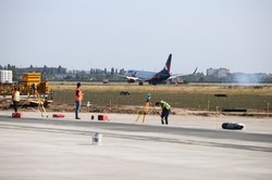 Мэр Одессы обещает, что в мае следующего года новая взлетно-посадочная полоса аэропорта примет первые авиарейсы