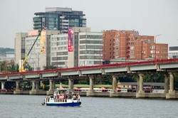 В Днепре курсирует бесплатный речной трамвай (ФОТО)