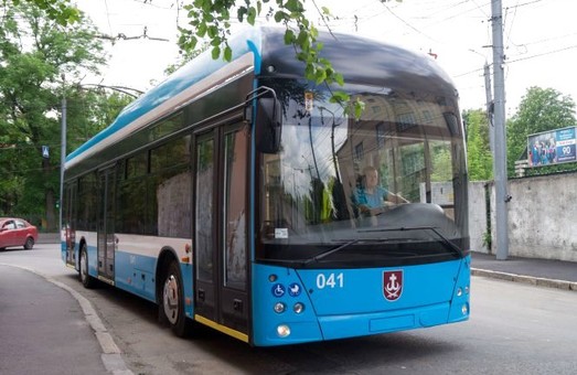 Троллейбус, построенный в Виннице на основе кузова автобуса МАЗ, получил собственное имя