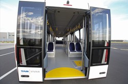 Международный аэропорт Одесса покупает три новых перронных автобуса