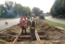 В Каменском продолжают текущий ремонт трамвайной инфраструктуры