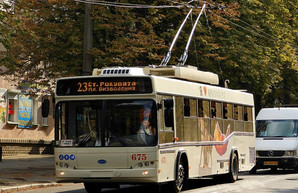 В Кривом Роге отремонтировали троллейбусы, которые попали в ДТП и пострадали от действий вандалов