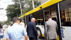 В Мариуполь прибыли 15 автобусов-«гармошек» МАЗ 215