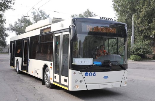 В Запорожье прибыл первый троллейбус «Днипро Т203»