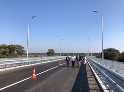 Во Львовской области открыли реконструированный мост через Днестр длиной около 180 метров