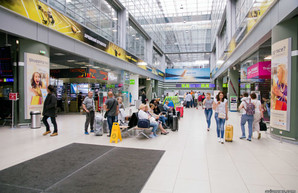 Киевский аэропорт имени Сикорского закрылся на ремонт взлетно-посадочной полосы