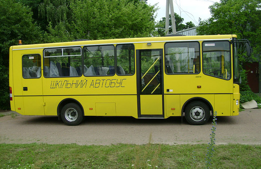 Школьникам Сарненского района Ровенской области покупают два новых автобуса