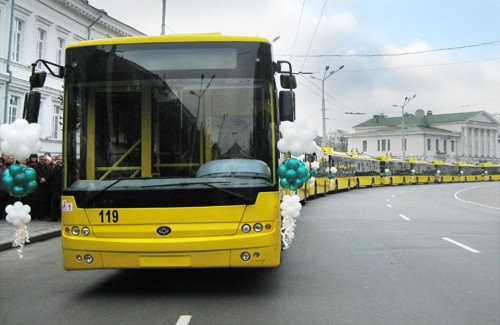 Власти Полтавы подписали договор с ЕБРР о кредите на закупку новых троллейбусов