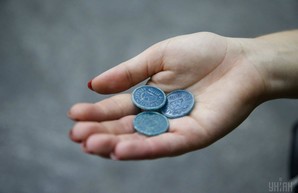 Киевлян просят побыстрее использовать жетоны на метро