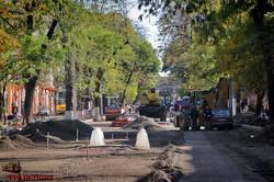 В Одессе на улице Софиевской осталось проложить трамвайные рельсы всего на одном квартале (ФОТО)