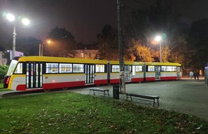 Новый трамвай "Одиссей-Макс" начал испытания на улицах Одессы (ФОТО)