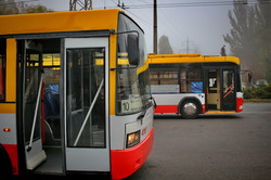 В Одессе запустили на линию первый электробус с динамической подзарядкой (ФОТО)
