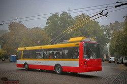 В Одессе запустили на линию первый электробус с динамической подзарядкой (ФОТО)