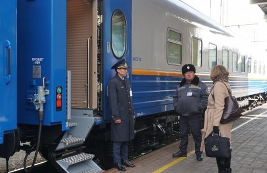 В Казахстане показали новые пассажирские вагоны (ФОТО)