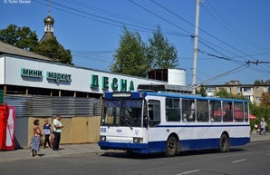 В Славянске снова пересматривают стоимость проезда в троллейбусах