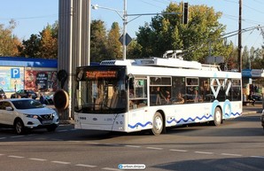 Первые четыре троллейбуса, которые Кривой Рог купил за кредит ЕБРР, приедут в город до конца года