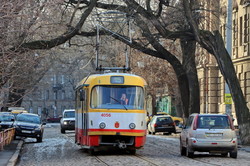 Одна из самых старых линий трамвая Одессы в Лютеранском переулке (ФОТО)