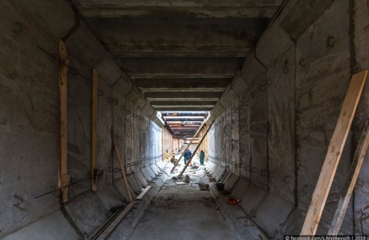 В Киеве показали, как строят метро на Виноградарь