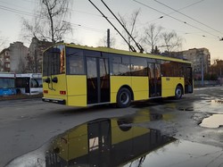 Во Львове капитально восстановили еще один троллейбус