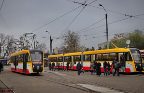 Одесса получила новые трамваи и первый электробус в 2019 году